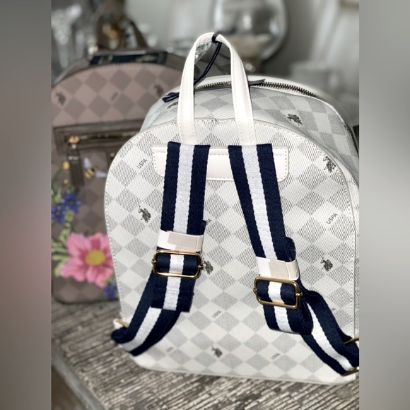 Backpack white leather with Zipper - Picture 2 of 3